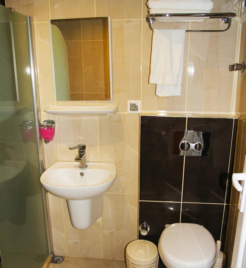 Dostlar Hotel Mersin  Bagian luar foto