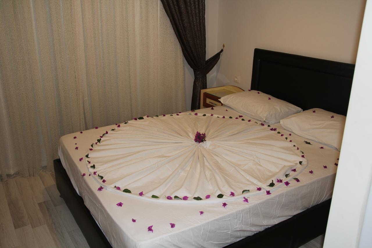 Dostlar Hotel Mersin  Bagian luar foto