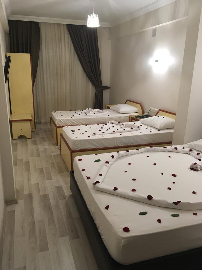 Dostlar Hotel Mersin  Bagian luar foto