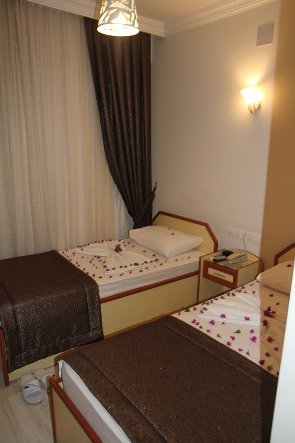 Dostlar Hotel Mersin  Bagian luar foto